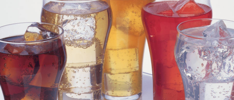 Gazirana pića povećavaju rizik od udara - spo-ovnilogia.com